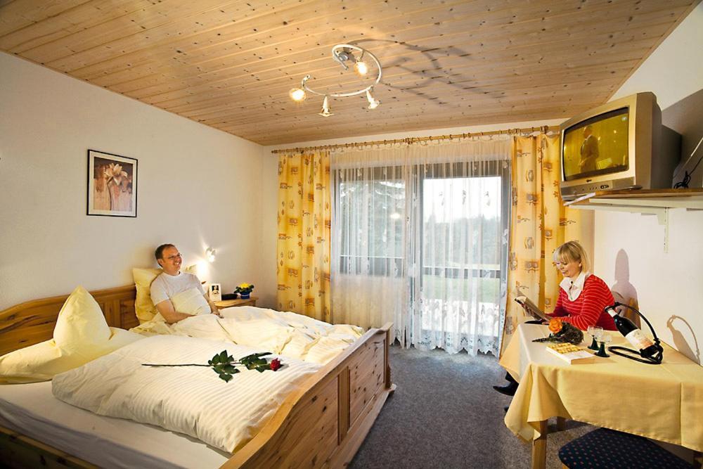 Landhotel Weingarten Haibach  ภายนอก รูปภาพ