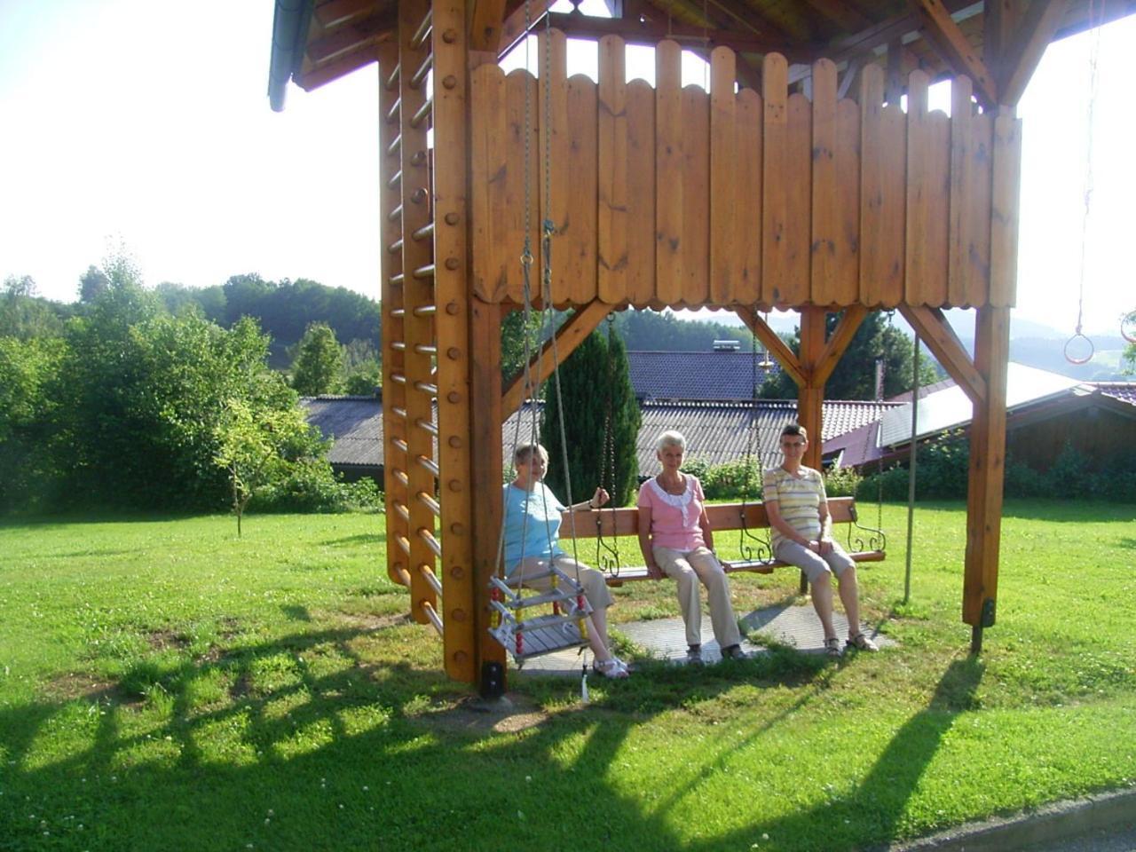 Landhotel Weingarten Haibach  ภายนอก รูปภาพ